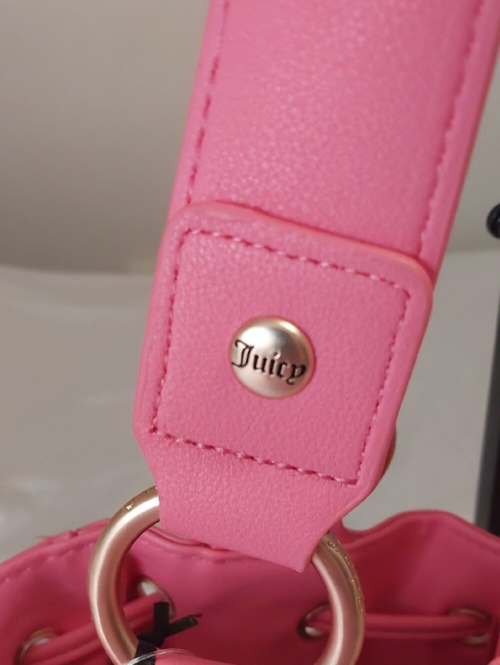 Juicy Couture Pink and Cream Bow-Accent Daydreamer Tote New - Picture 7 of 10